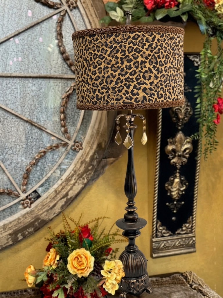Accent Lamp with Crystals - Leopard