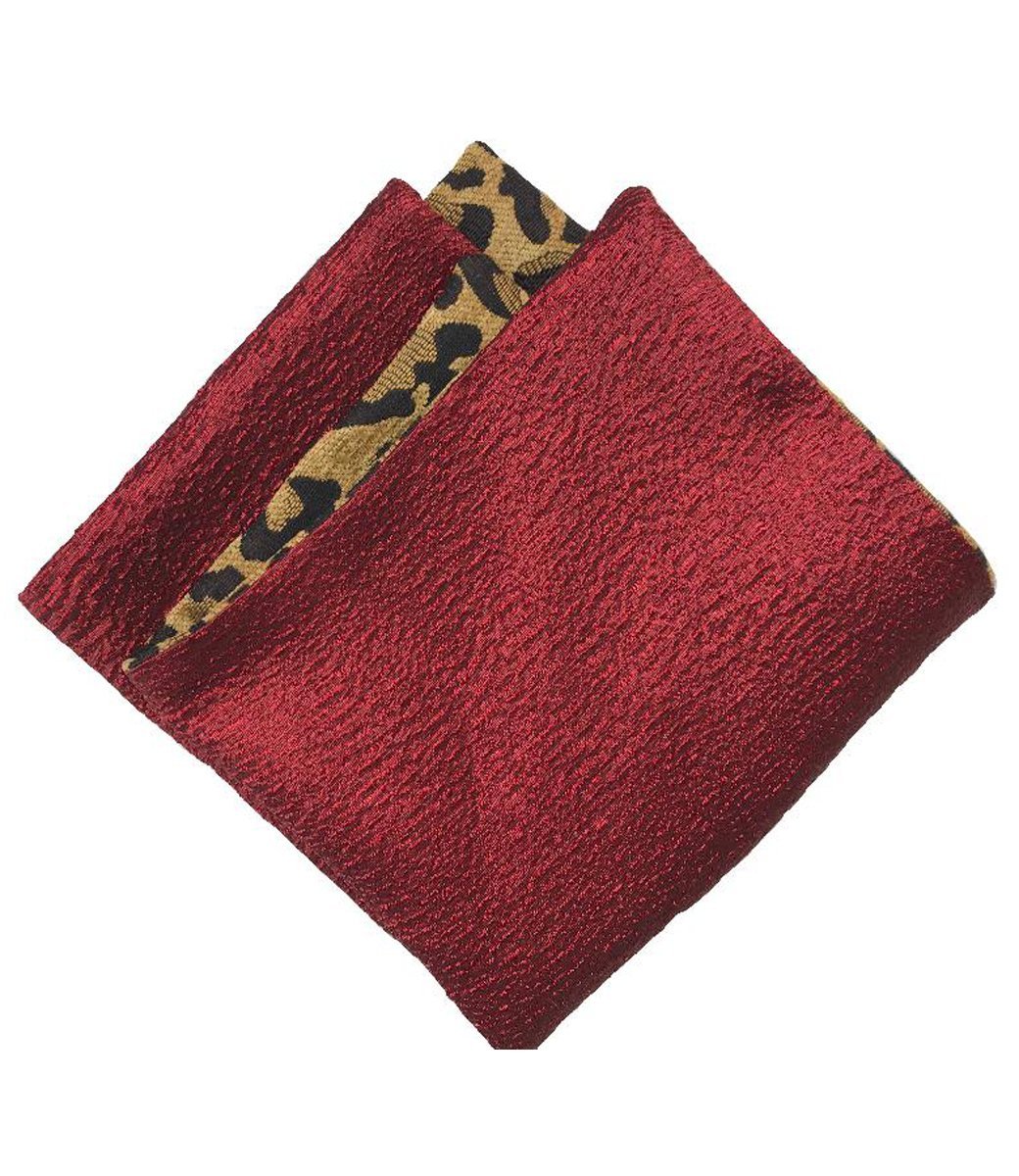 Decorative_napkins-leopard_print_red_and_napkins-reversible_napkins-dining_room_decor-reilly_chance (2)