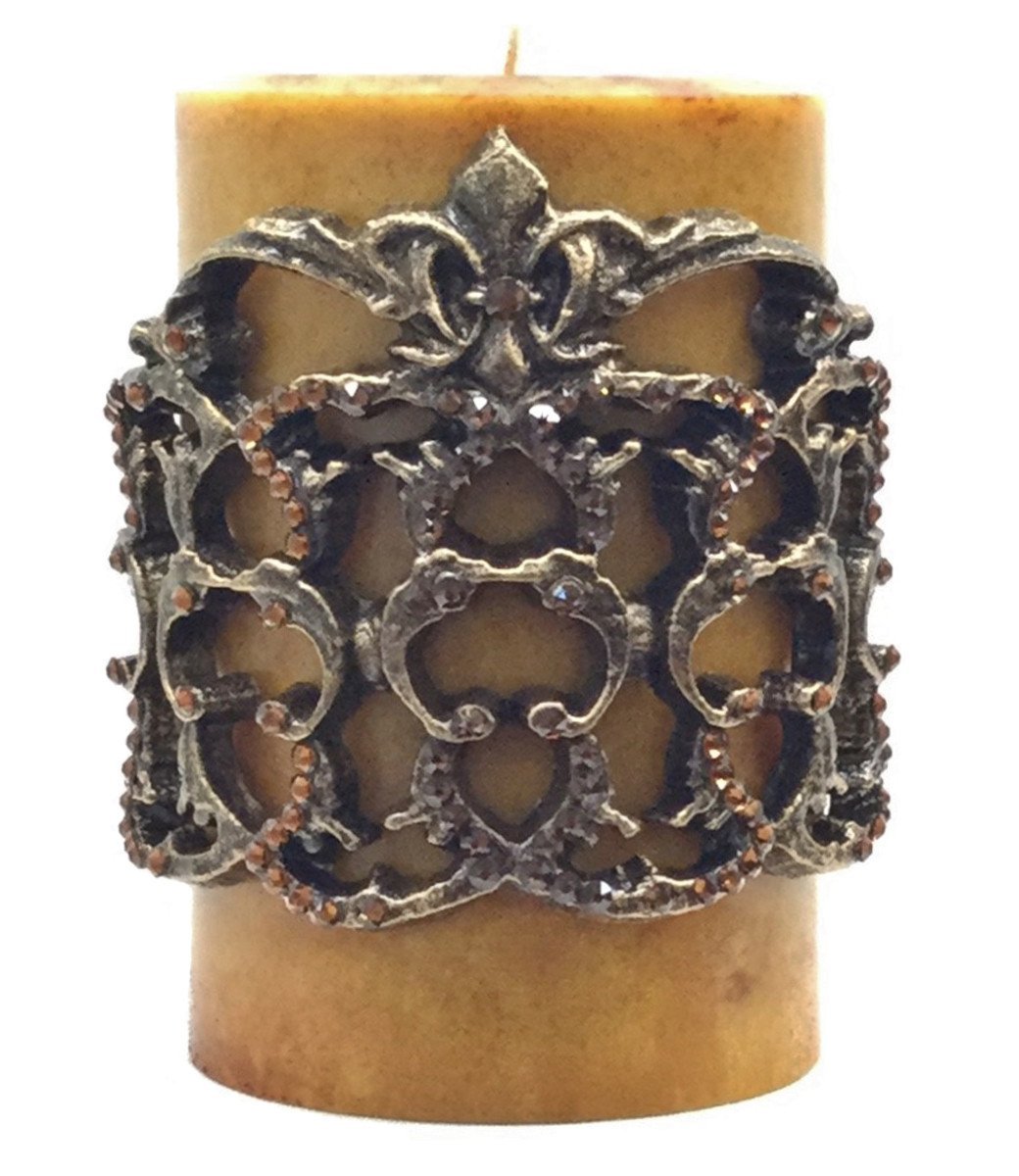 Triple_scented_candle-gold-4x6-vetyver-bronze_jeweled_firescreen-sir_olivers-reilly_chance_collection_grande