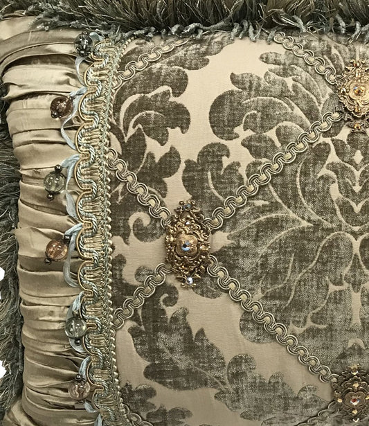 Luxury_Accent_pillow-high_end_rectangle_pillow-decorative_throw_pillow-pillow_with_jewels-old_world_decor-reilly_chance