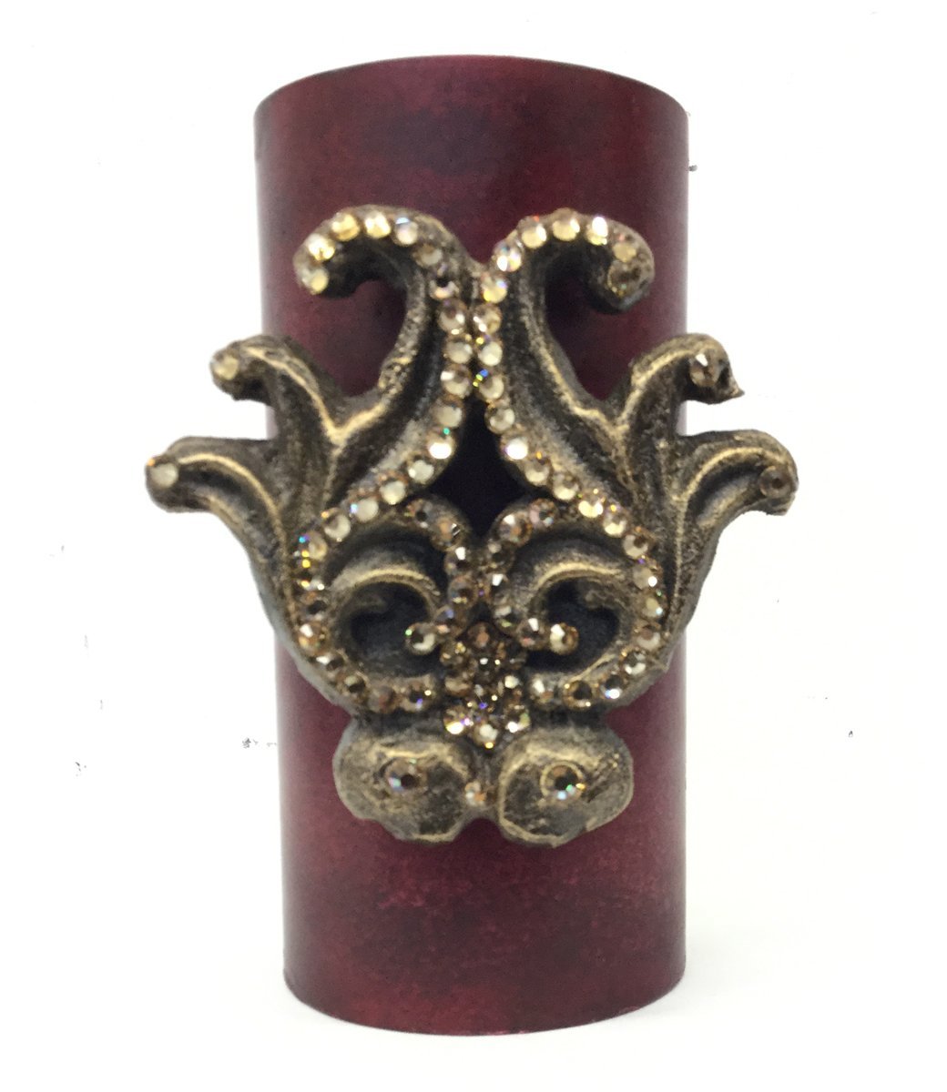 Decorative_candle-3x6_candle-candle_bling-swarovski_embellisehed_candles-jeweled_candles-sir_oliver_s_candles-reilly_chance_collection_grande