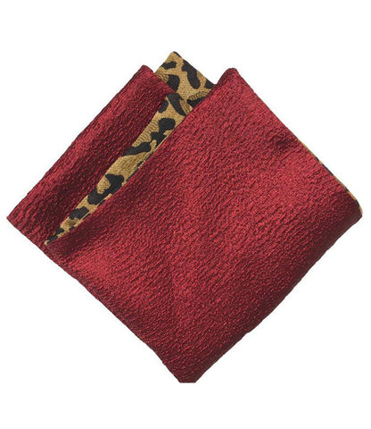 Decorative_napkins-leopard_print_red_and_napkins-reversible_napkins-dining_room_decor-reilly_chance (2)