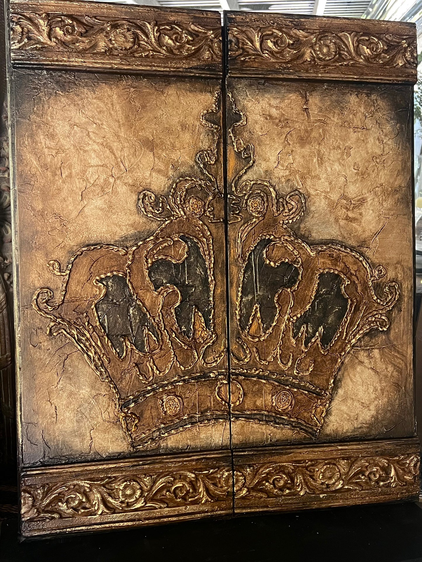 Michelle Butler Designs Set of Two Crown Wall Plaques