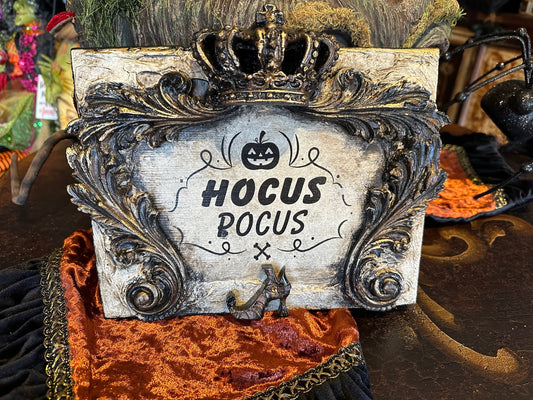 Michelle Butler Hocus Pocus Halloween Plaque