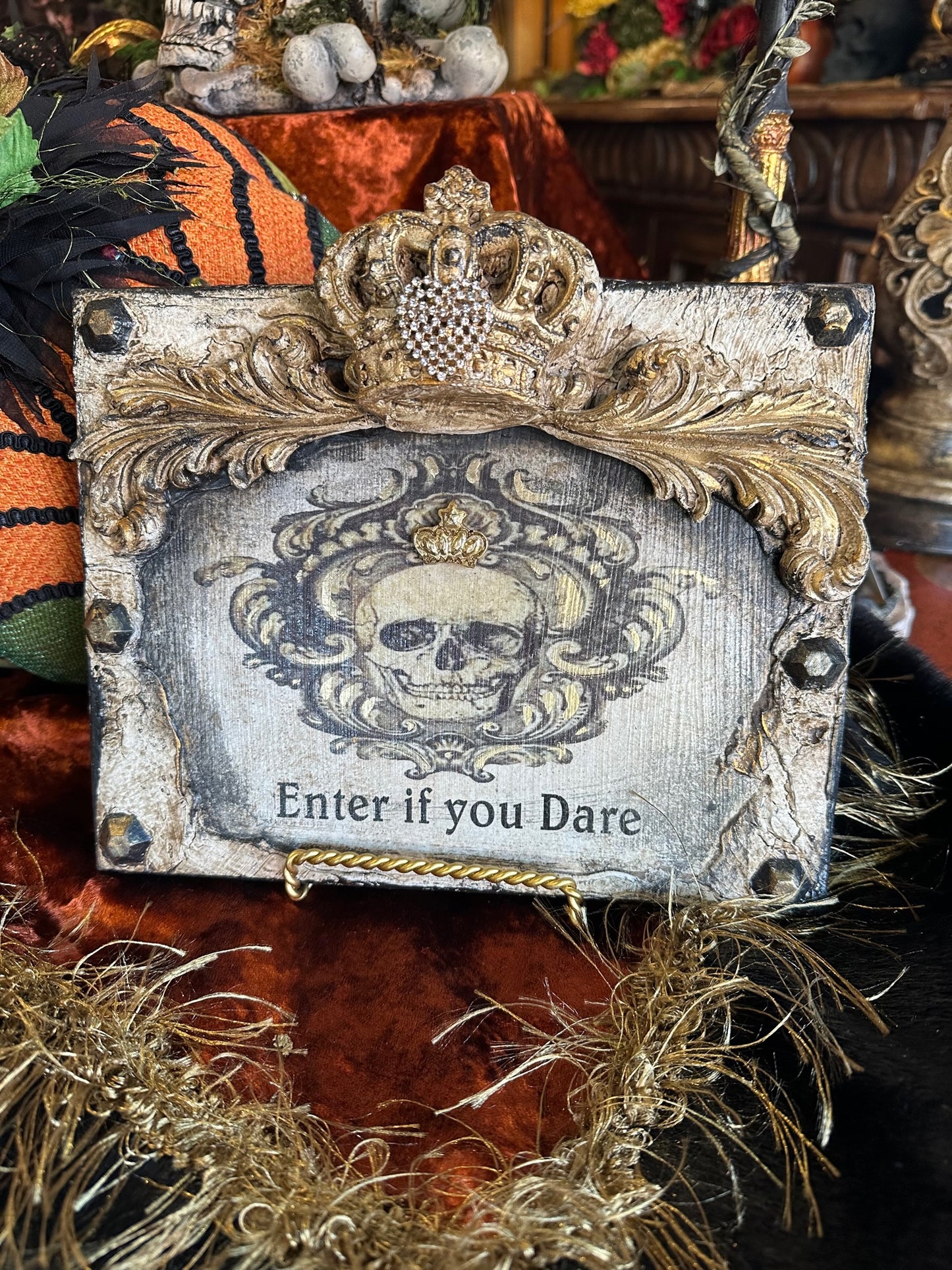 Michelle Butler Enter If You Dare Halloween Plaque