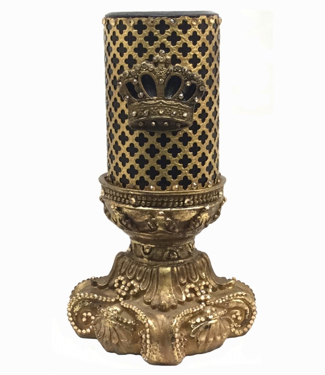 Triple_scented_candle-hand_poured-dark_brown_candle-swarovski_jeweles_firescreen-jeweles_crown-decorative_candle_base-sir_olivers_by_reilly_chance_collection_grande