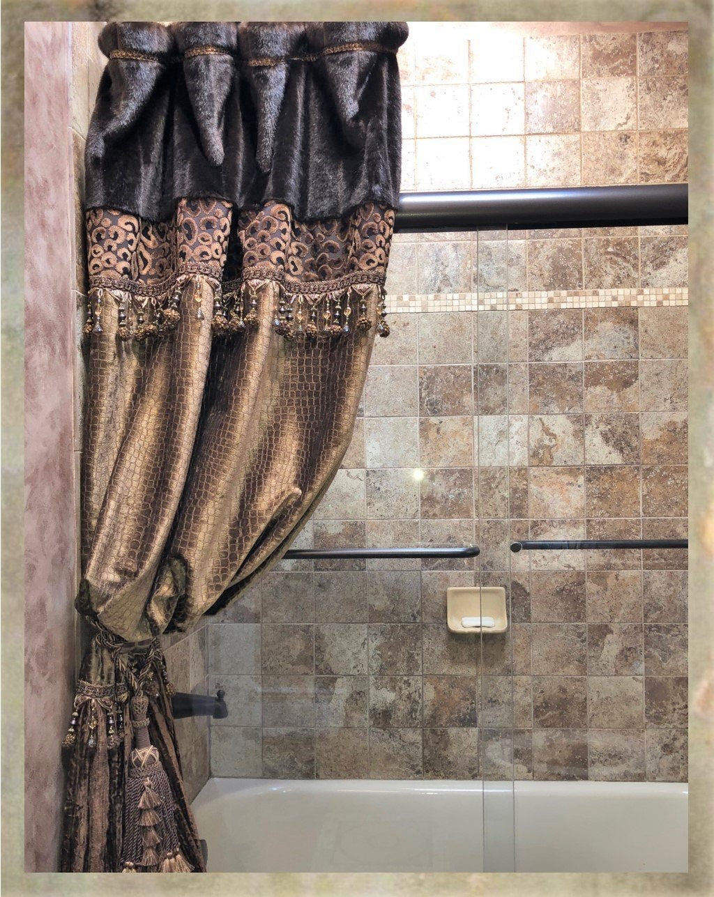 Decorative_shower_curtain-Custom_shower_curtains-beautiful_shower_curtains-reilly_chance_collection