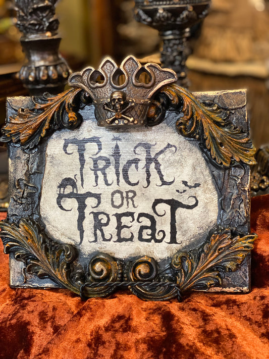 Michelle Butler Trick or Treat Plaque