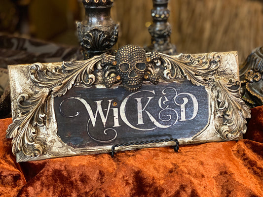 Michelle Butler Wicked Halloween Plaque