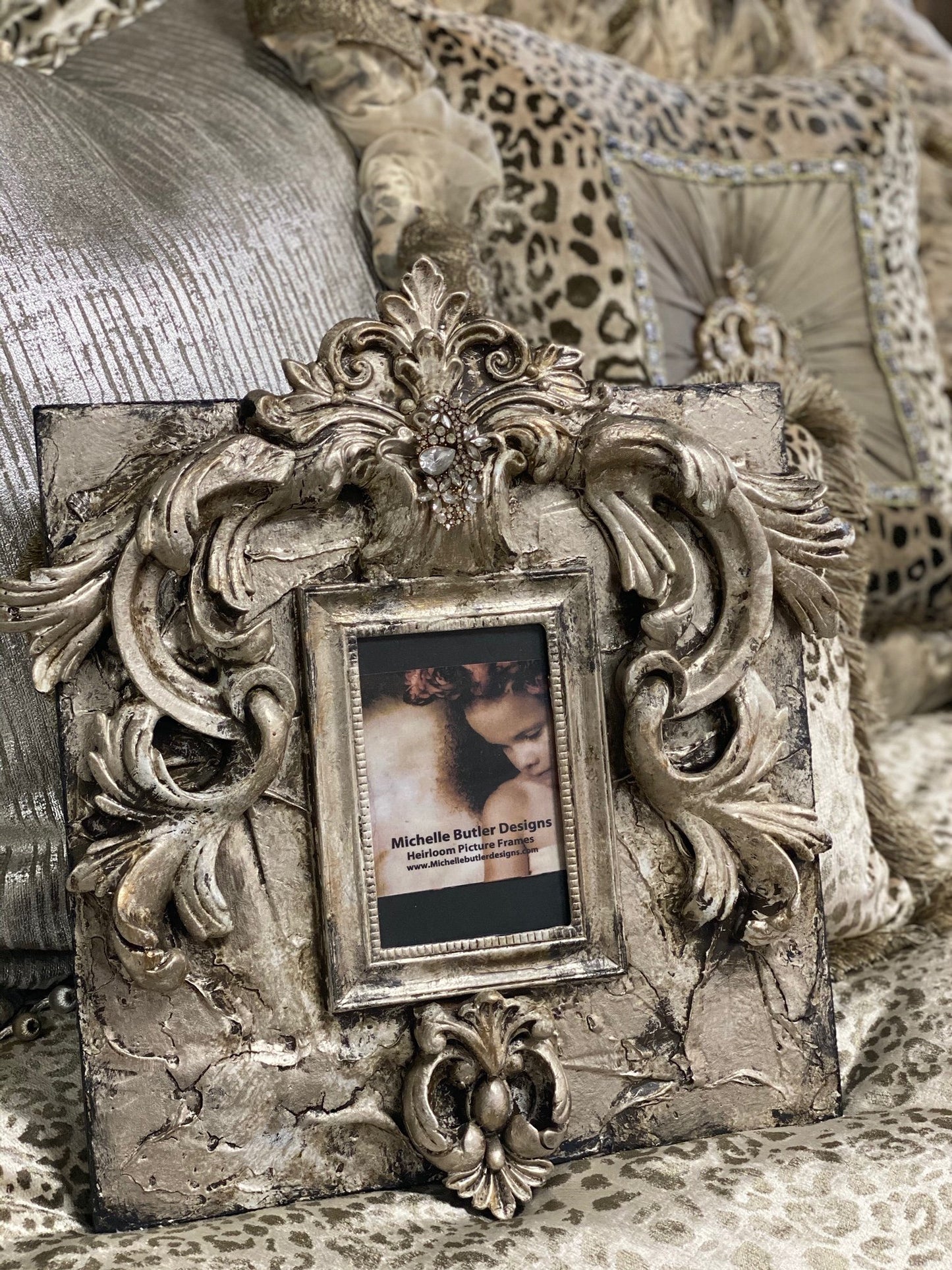 Michelle_Butler_origials_table_top_frames-french_country_decor-old_world_picture_frames-decorative_picture_frames-heirloom_picture_frames-reilly_chance