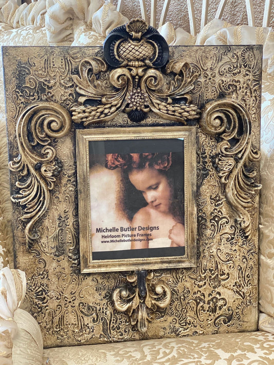 Michelle_Butler_original_heirloom_picture_frame-old_world_picture_frames-decorative_picture_frames-country_french_decor_picture_frames-reilly_chance