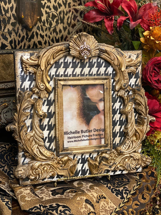 Michelle Butler Heirloom Tabletop Frame With Houndstooth Frames