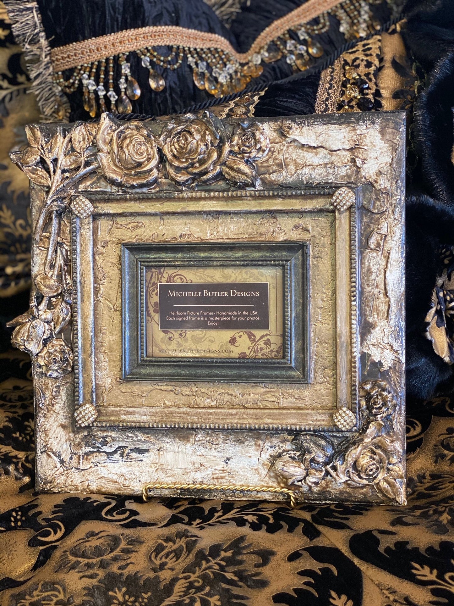 Michelle_Butler_table_top_frames-old_world_picture_frames-decorative_picture_frames-handmade_heirloom_picture_frames-reilly_chance (2)