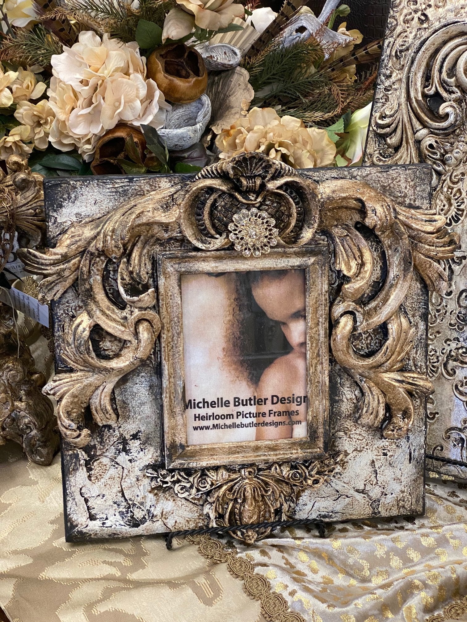 Michelle_Butler_table_top_frames_with_crown-old_world_picture_frames-decorative_picture_frames-heirloom_picture_frames-reilly_chance