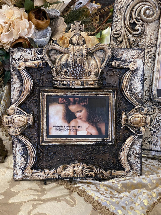 Michelle_Butler_table_top_frames_with_crowns-old_world_picture_frames-decorative_picture_frames-heirloom_picture_frames-reilly_chance