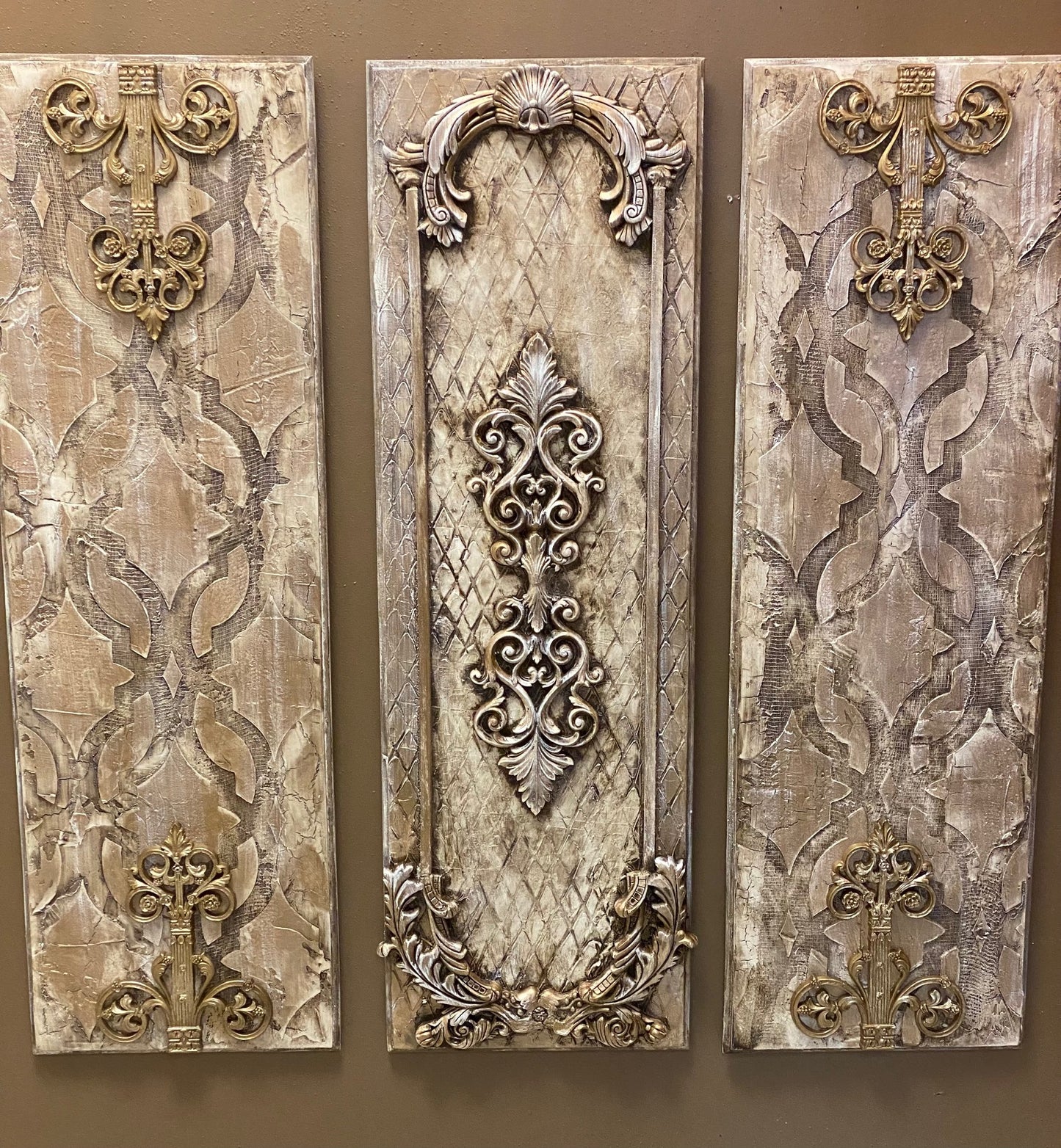 Michelle Butler Designs Set of Three Cream Wall Plaques