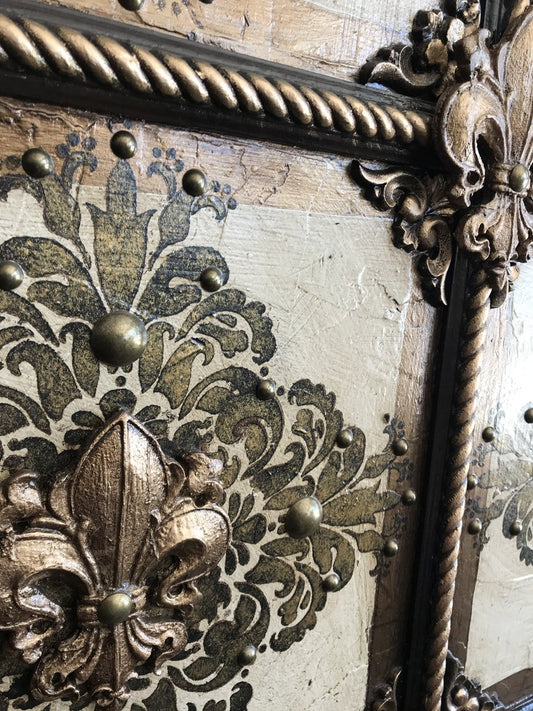 Steve Taff Old World Dimensional Art Fleur De Lis Wall Decor Reilly-Chance Home Retail Store