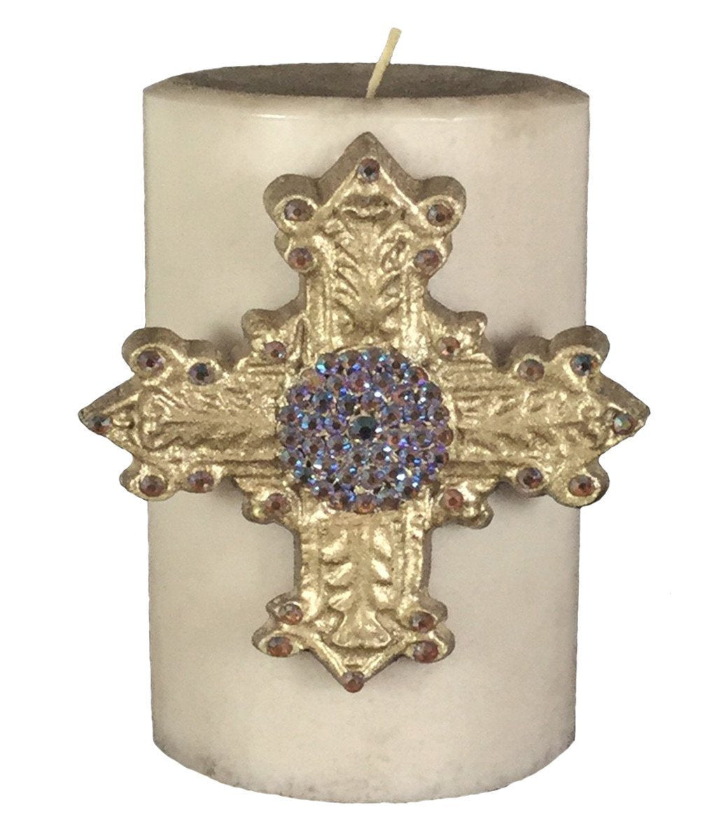 Triple_scented_candle-red-4x6-pomegranate_swarovski_jeweled_cross-sir_olivers-reilly_chance_collection_38026862-95ee-42e3-8f34-f2a8b124d36e_grande